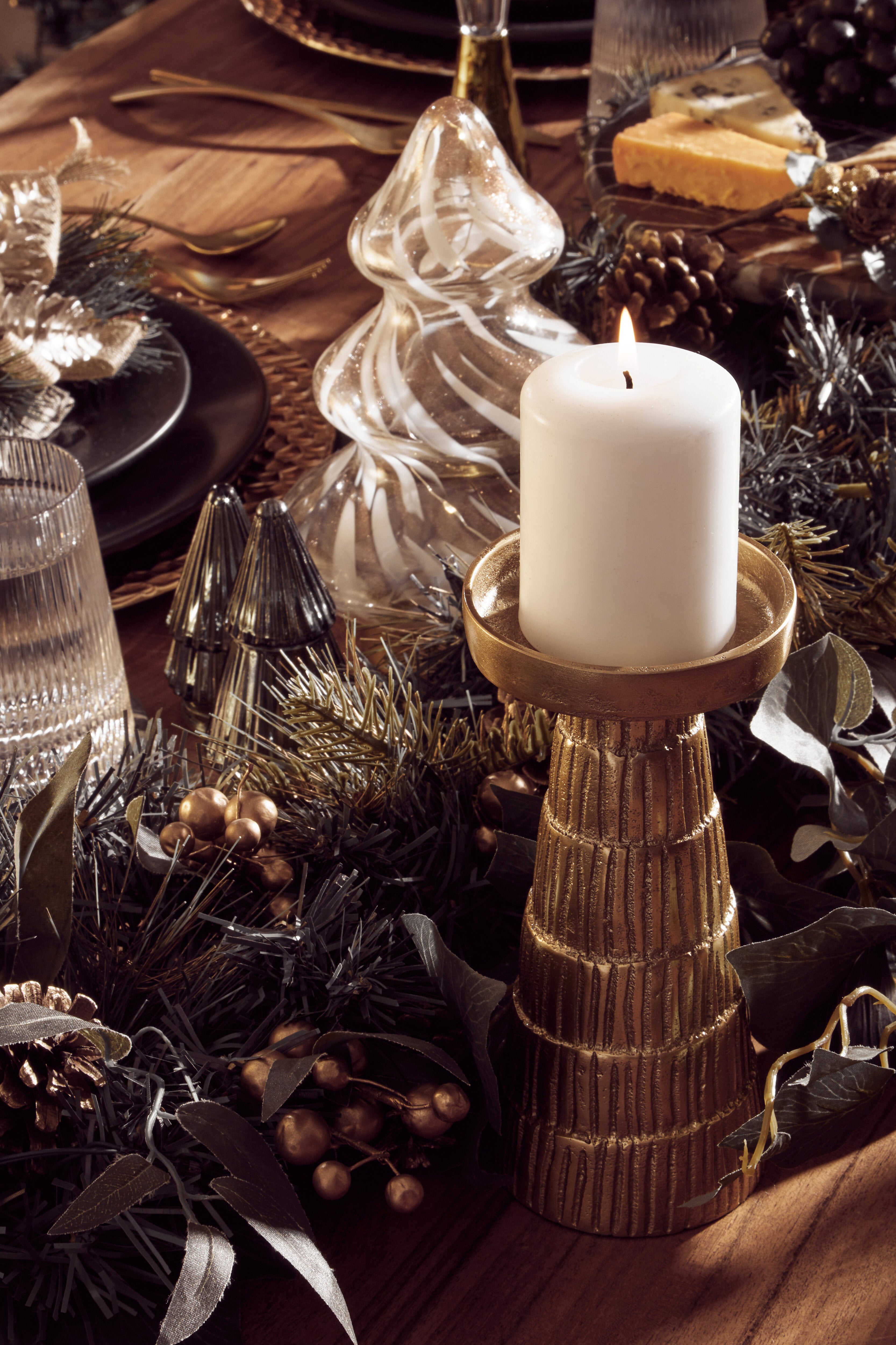 Alto Gold Ribbed Candle Holder | Small